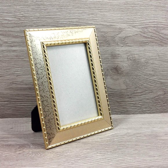 Photo Frame Ornate Gold-Tone Table Top Wall Mount Picture Display Home Décor - Picture 7 of 15